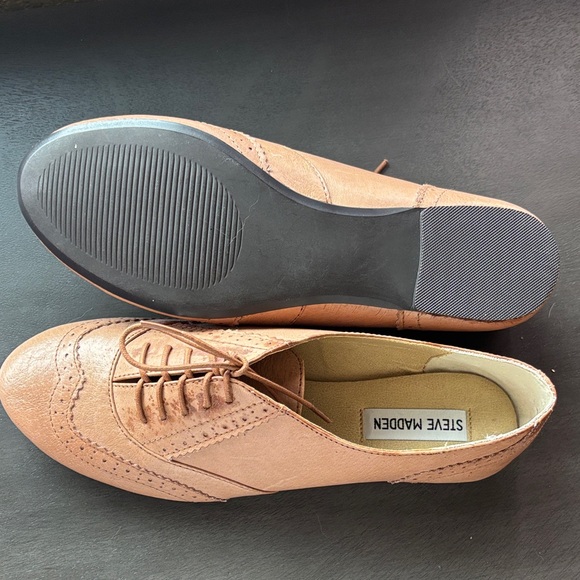 Steve Madden Tan Leather Oxfords NWOT - Picture 9 of 10